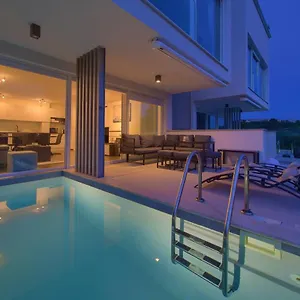 Solis Lacus Modern - Private Heated Pool - Smart Tv Sky X - Free Parking , Njivice Kroatien